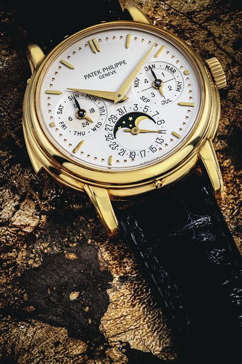 patek philippe geneve gold watch price